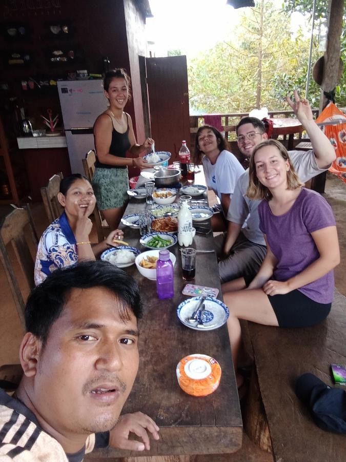 Bee Bee'S Chalets Home Stay And Trekking Banlung Eksteriør bilde
