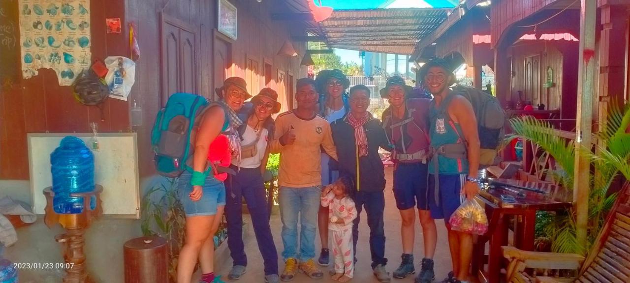 Bee Bee'S Chalets Home Stay And Trekking Banlung Eksteriør bilde